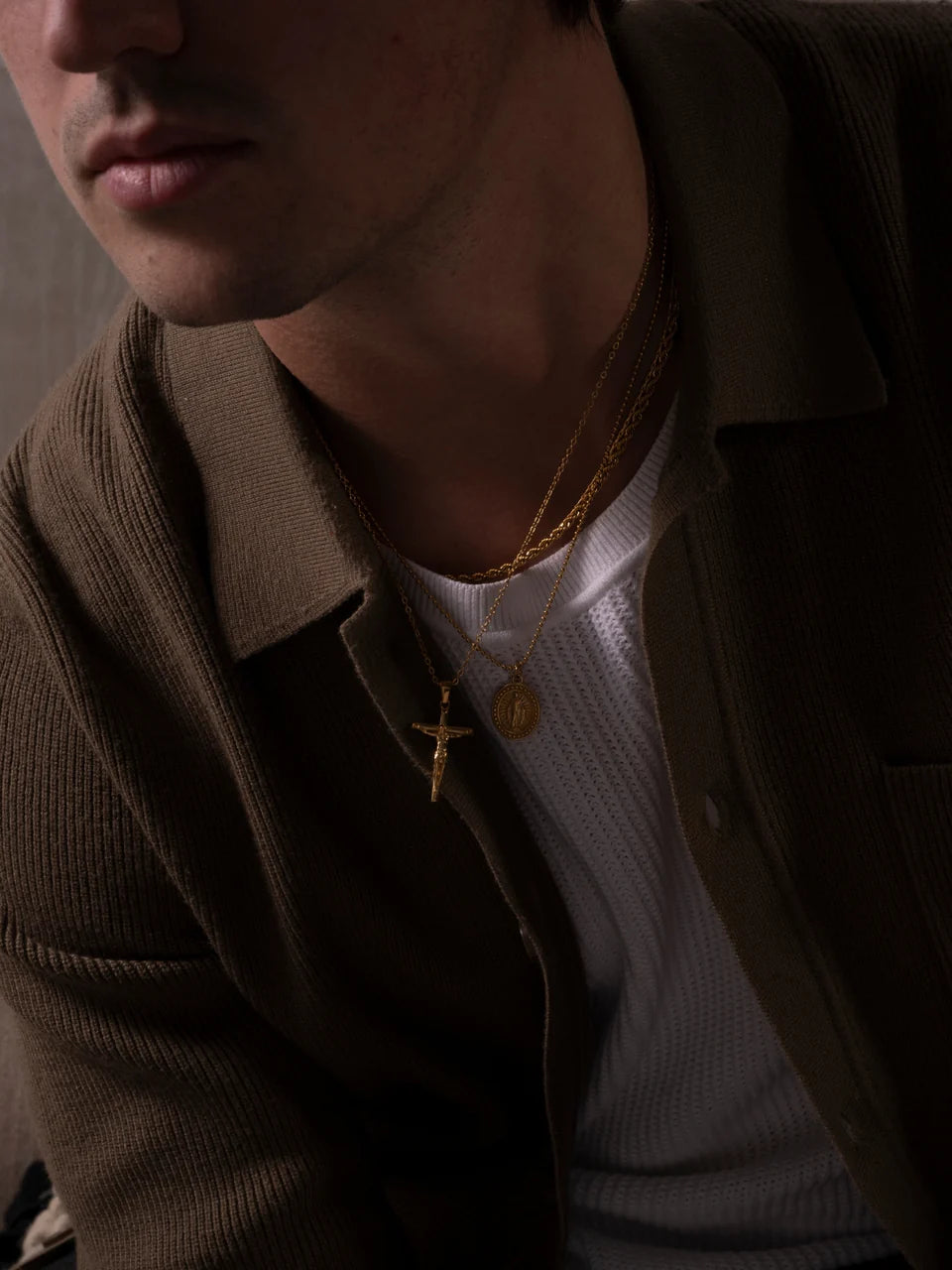 CADENA CON CRUCIFIJO