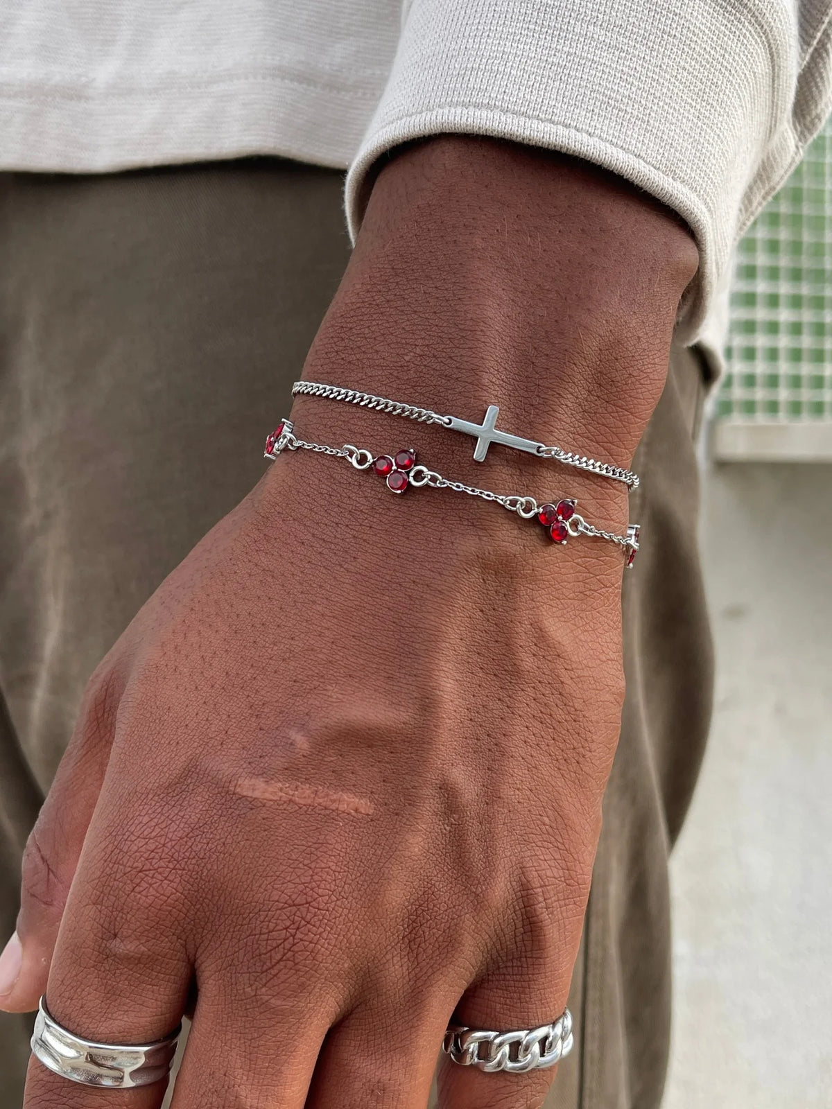 PULSERA CON CRUZ | Plata