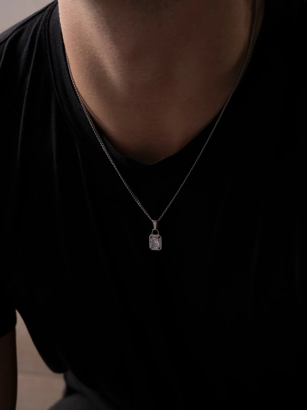 CATENA CON GEMMA OCEANICA | Oro 18K