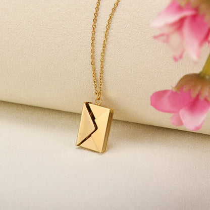 Set Hadiah Rantai Leher "Love Letter"