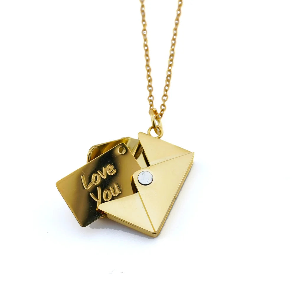 Set Hadiah Rantai Leher "Love Letter"